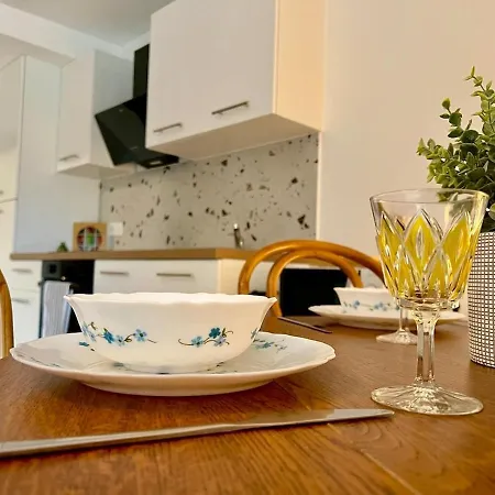 La Grange - Ground Floor Apartment, Terrace, Free Private Parking, Near Colmar *